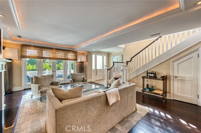 Detail Gallery Image 6 of 22 For 325 Poppy Ave, Corona Del Mar,  CA 92625 - 3 Beds | 2/1 Baths