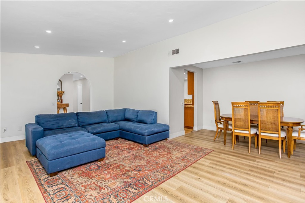 MLS #IG25275114 image #6