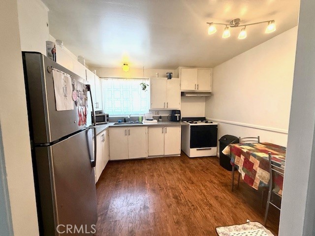 124 N Princeton Avenue, Fullerton CA: https://media.crmls.org/medias/3b1b85b2-3f98-4080-bccc-48802875228f.jpg