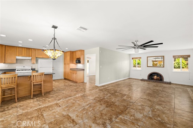 Detail Gallery Image 4 of 31 For 1029 W Clifton, Redlands,  CA 92373 - 3 Beds | 2 Baths