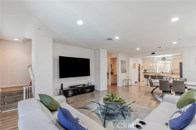 Detail Gallery Image 6 of 33 For 157 Triggs, Morgan Hill,  CA 95037 - 4 Beds | 3/1 Baths