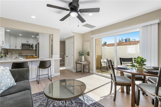 Detail Gallery Image 5 of 24 For 755 S Brea Bld, Brea,  CA 92821 - 3 Beds | 2/1 Baths