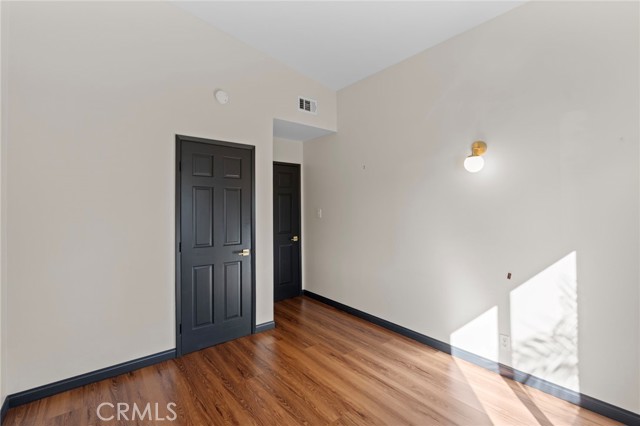 Detail Gallery Image 15 of 40 For 6417 Graves, Lake Balboa,  CA 91406 - 3 Beds | 2 Baths