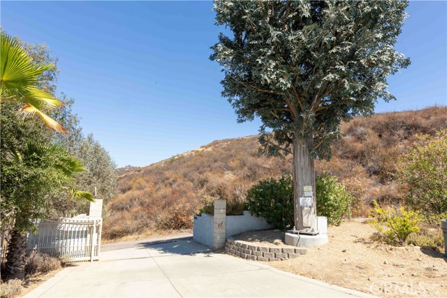 Detail Gallery Image 9 of 75 For 19075 Caesar Dr, Ramona,  CA 92065 - 4 Beds | 4/1 Baths