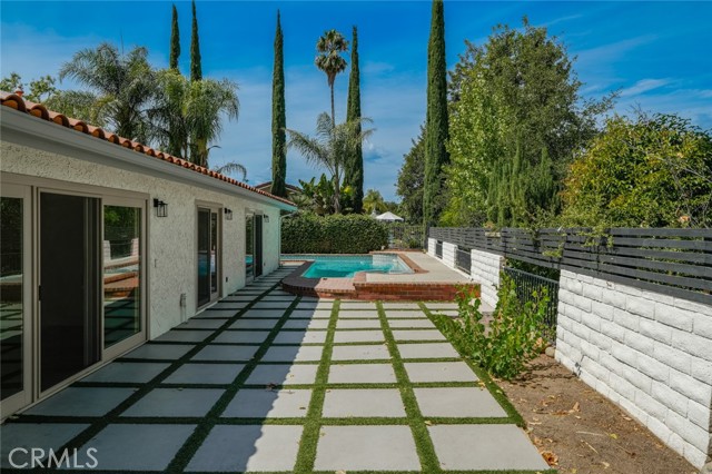 Detail Gallery Image 34 of 38 For 2257 Glastonbury, Westlake Village,  CA 91361 - 4 Beds | 2 Baths