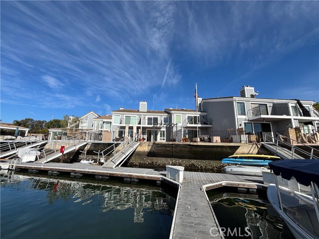 Detail Gallery Image 11 of 37 For 16160 Tortola Cir, Huntington Beach,  CA 92649 - 3 Beds | 3 Baths