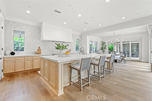 117 Andirons, Irvine CA: https://media.crmls.org/medias/3b1ece5b-739c-4539-8ad7-549141fa71f4.jpg