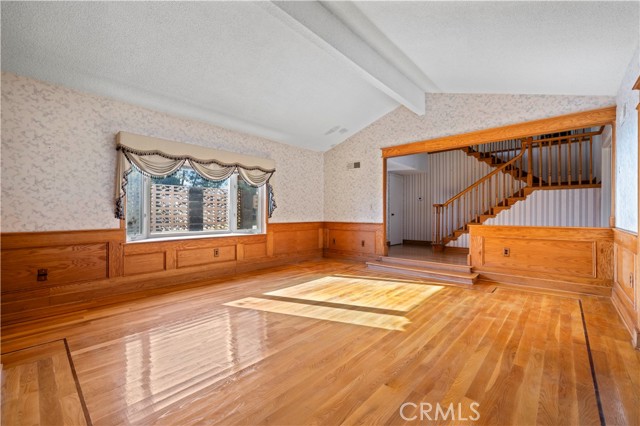 Detail Gallery Image 36 of 66 For 22211 Barbacoa, Saugus,  CA 91350 - 4 Beds | 3 Baths