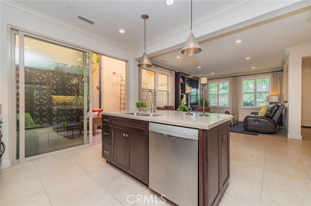 Detail Gallery Image 23 of 40 For 144 Velvet Flower, Irvine,  CA 92620 - 3 Beds | 3 Baths