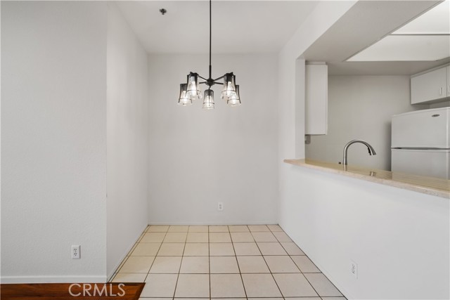 19350 Sherman Way, 308 photo 7