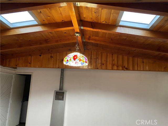 Detail Gallery Image 11 of 18 For 332 E Landsford, Lancaster,  CA 93535 - 4 Beds | 2/1 Baths