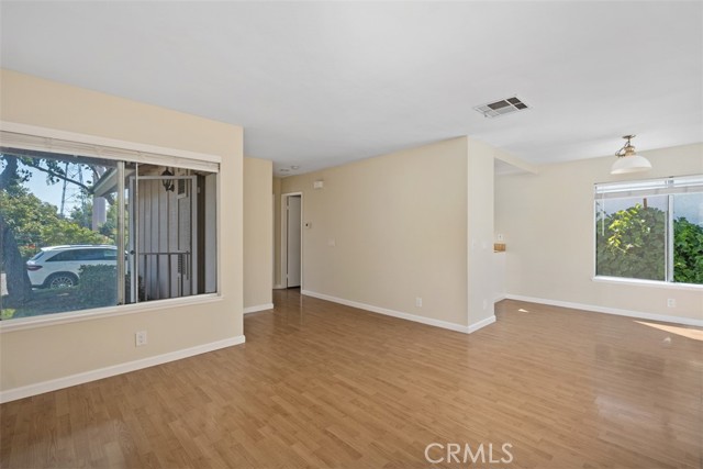 Detail Gallery Image 16 of 41 For 5 Bright Hollow, Irvine,  CA 92618 - 2 Beds | 2 Baths