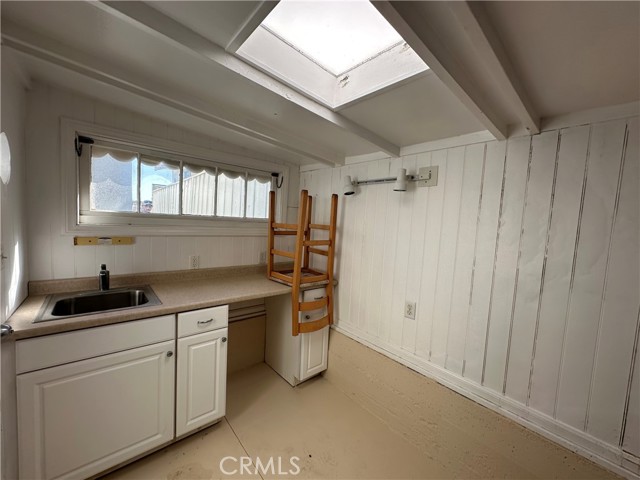 16685 S Pacific Avenue, Sunset Beach CA: https://media.crmls.org/medias/3b224e34-43b8-4707-b252-ca6361b83b14.jpg