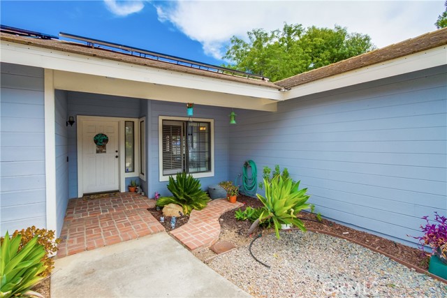 Detail Gallery Image 3 of 28 For 16209 Oakley Rd, Ramona,  CA 92065 - 3 Beds | 2 Baths