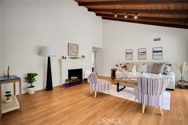 Detail Gallery Image 7 of 40 For 6600 Haywood, Tujunga,  CA 91042 - 3 Beds | 2 Baths