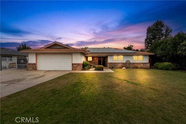 Detail Gallery Image 2 of 43 For 4308 Charter Oaks, Bakersfield,  CA 93309 - 3 Beds | 2 Baths