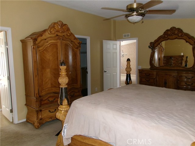 Detail Gallery Image 46 of 61 For 13983 Silver Lake Pl, Victorville,  CA 92395 - 3 Beds | 2 Baths