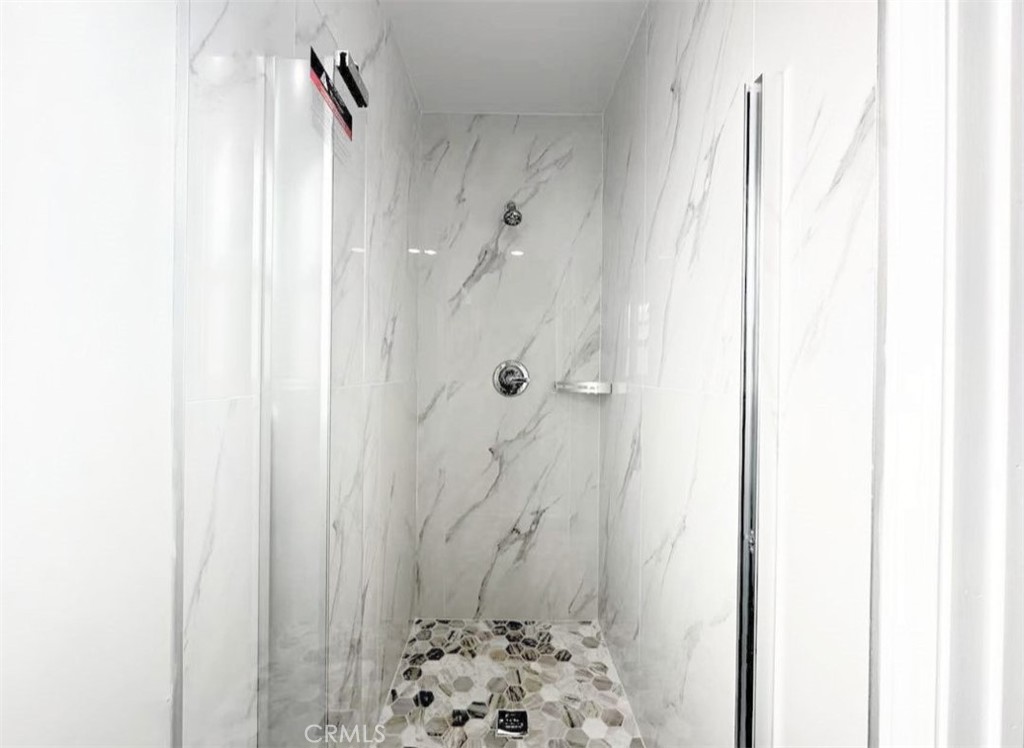 https://media.crmls.org/medias/3b24f62b-4743-4401-9b4a-2b3e02773f3f.jpg?preset=X-Large