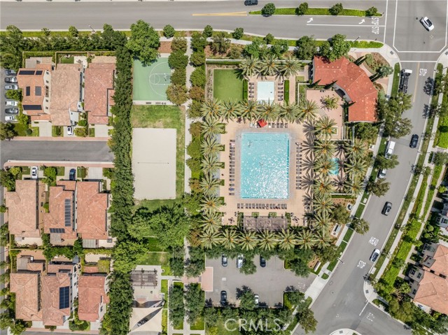126 Paxton, Irvine CA: https://media.crmls.org/medias/3b25c9d0-697c-457b-91b6-3a7b9401b072.jpg