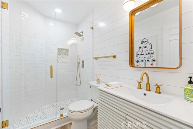 507 Via Florida, San Clemente CA: https://media.crmls.org/medias/3b25df2f-9f3c-490c-ad54-ba4745354f28.jpg