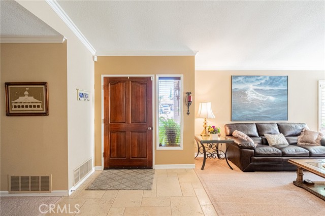 Detail Gallery Image 2 of 32 For 1668 Taylor, Corona,  CA 92882 - 4 Beds | 2 Baths