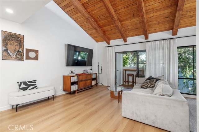 Detail Gallery Image 22 of 31 For 20134 Leadwell St. #218,  Winnetka,  CA 91306 - 3 Beds | 2 Baths