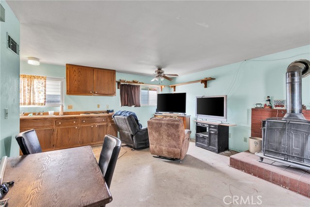 Detail Gallery Image 5 of 46 For 26047 Scott Rd, Menifee,  CA 92584 - 3 Beds | 2 Baths