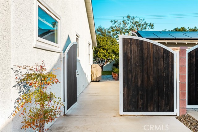 Detail Gallery Image 53 of 53 For 943 E Everett Place, Orange,  CA 92867 - 2 Beds | 2 Baths