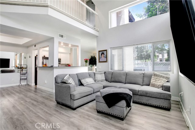 Detail Gallery Image 2 of 15 For 3701 Camino Anguilla, Riverside,  CA 92503 - 3 Beds | 2/1 Baths