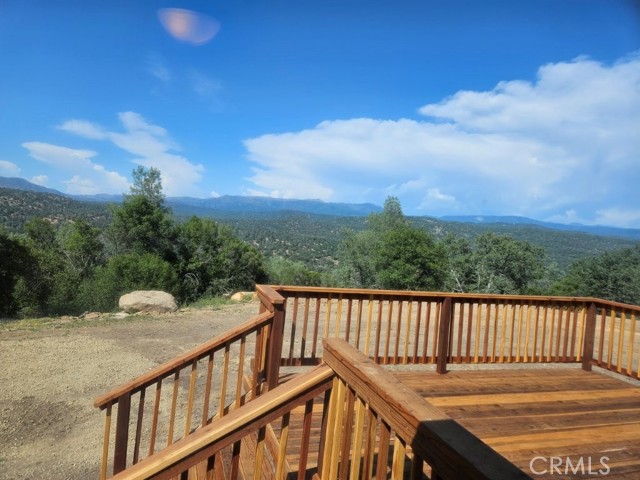 4223 Woodview Lane, Mariposa CA: https://media.crmls.org/medias/3b27d4d5-3fea-4681-95d8-538faf0f0d09.jpg