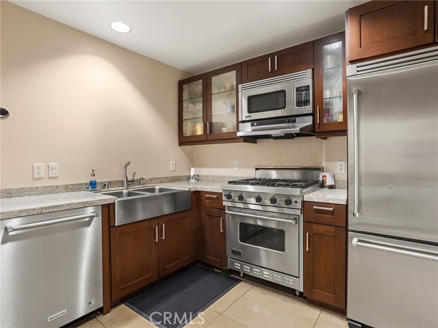 Detail Gallery Image 37 of 55 For 920 Granite Dr #213,  Pasadena,  CA 91101 - 2 Beds | 2/1 Baths