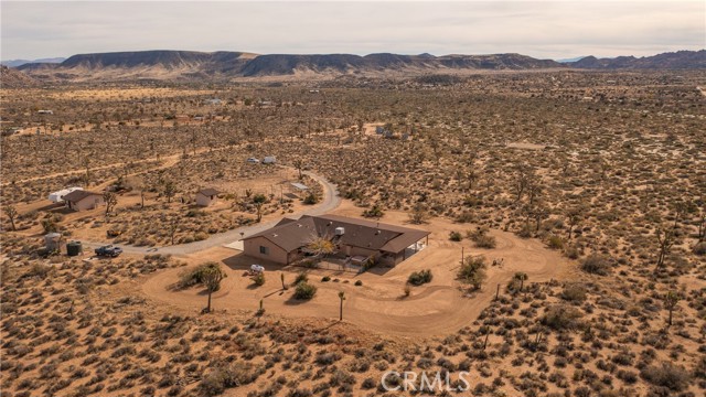 Detail Gallery Image 41 of 46 For 2310 Cottontail Rd, Pioneertown,  CA 92268 - 3 Beds | 3 Baths
