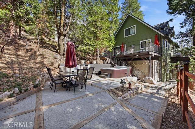 528 Brentwood, Lake Arrowhead CA: https://media.crmls.org/medias/3b2ab422-a73c-407c-bb02-8532dac942d4.jpg