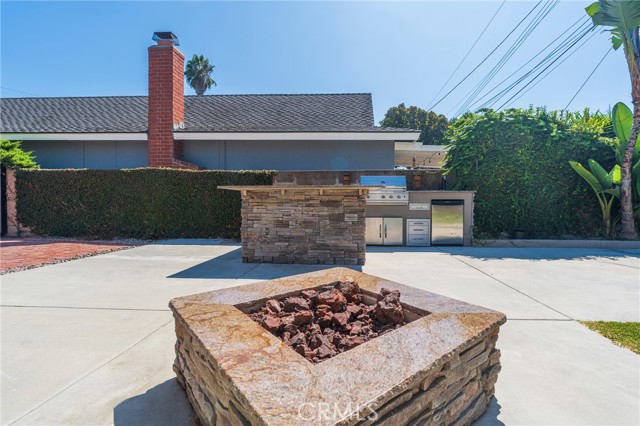 Detail Gallery Image 31 of 45 For 15871 Belfast Ln, Huntington Beach,  CA 92647 - 3 Beds | 2/1 Baths