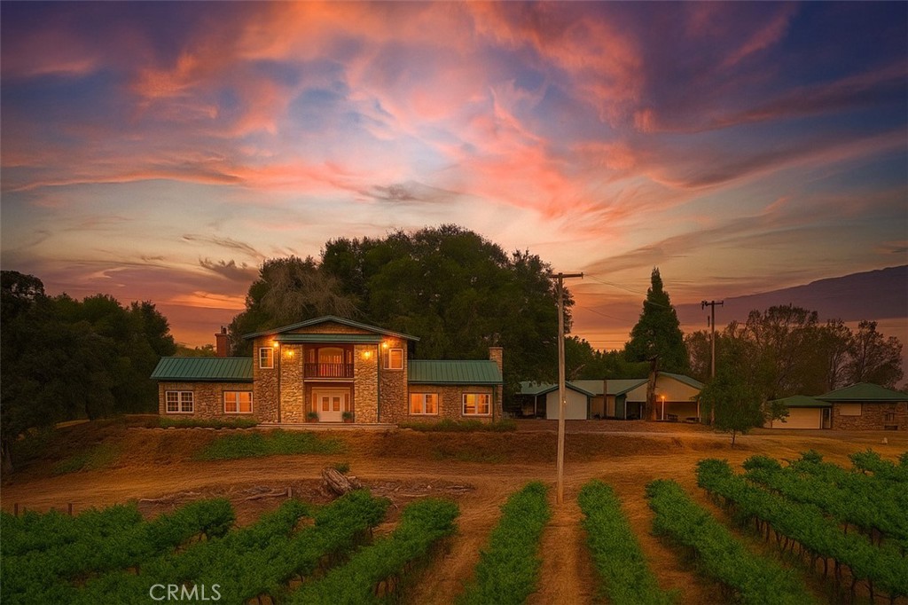 7551 Hunters Valley Road