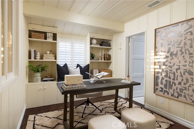 Detail Gallery Image 20 of 38 For 31590 Jewel Ave, Laguna Beach,  CA 92651 - 2 Beds | 2/1 Baths