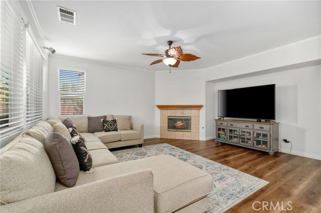 Detail Gallery Image 16 of 37 For 12607 Candlewood Ln, Moreno Valley,  CA 92555 - 4 Beds | 2/1 Baths