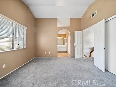 https://media.crmls.org/medias/3b2bbd98-8284-4bf3-924a-40adddb2b12b.jpg?preset=X-Large