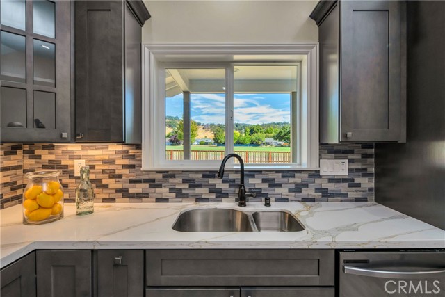 Detail Gallery Image 21 of 51 For 18254 Spyglass Rd, Hidden Valley Lake,  CA 95467 - 3 Beds | 2 Baths