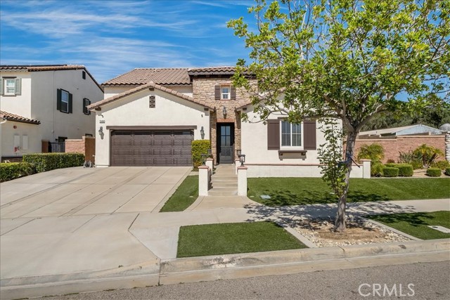 15484 Six M Ranch Ln, Fontana, CA 92336