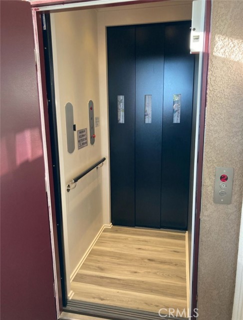 Detail Gallery Image 10 of 75 For 7704 Lotus Cir, Buena Park,  CA 90620 - 6 Beds | 4 Baths