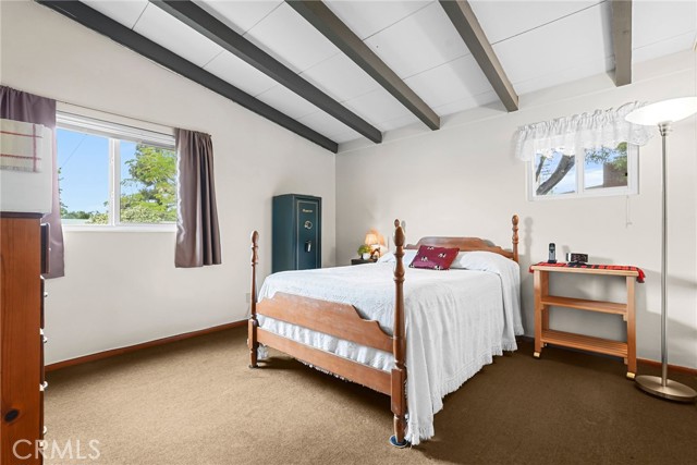 27439 Santa Clarita Road, Saugus CA: https://media.crmls.org/medias/3b3029bd-616f-4397-8511-f929ed9bc704.jpg