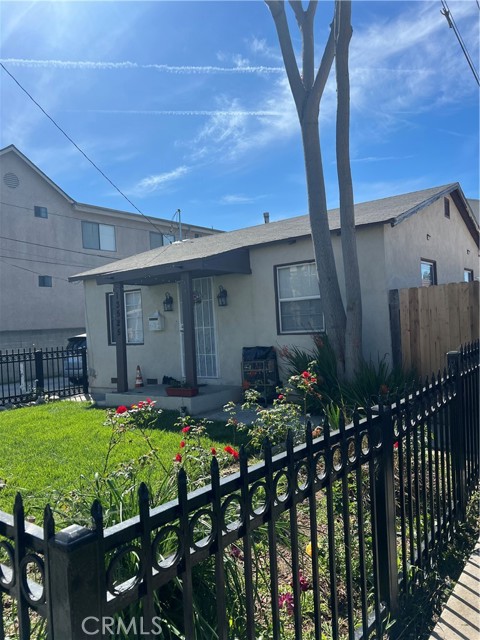 Detail Gallery Image 8 of 8 For 13525 Kornblum Ave, Hawthorne,  CA 90250 - – Beds | – Baths