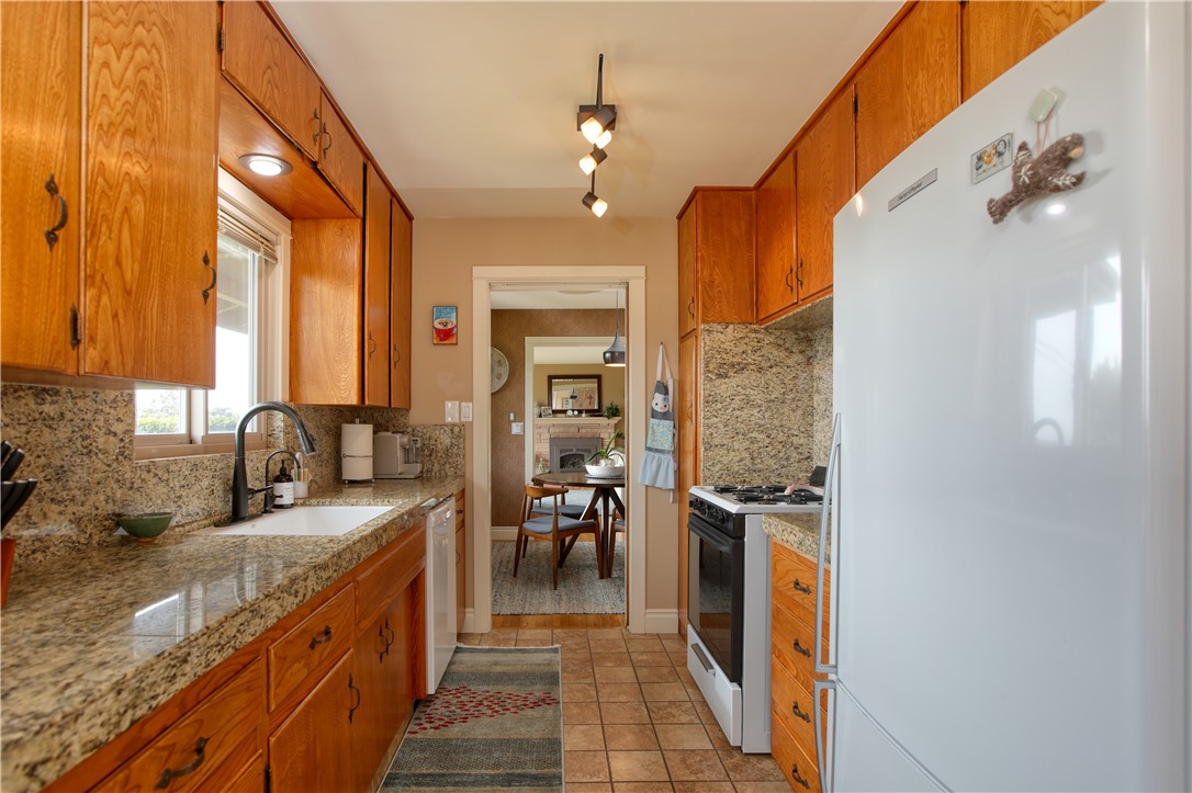 Detail Gallery Image 11 of 38 For 256 Larchmont Dr, Arroyo Grande,  CA 93420 - 2 Beds | 1/1 Baths