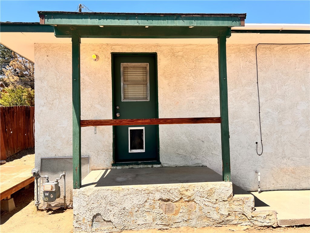 6620 Ivins Drive