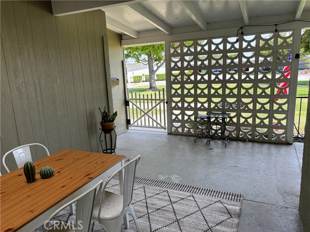 1543 Merion Way, Seal Beach CA: https://media.crmls.org/medias/3b321ab2-6afc-41ee-9c25-18bc713e5d21.jpg