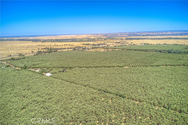 16 Rocky Drive, Oroville CA: https://media.crmls.org/medias/3b32aa88-e9e3-40fa-9cc7-bba142e5db9c.jpg
