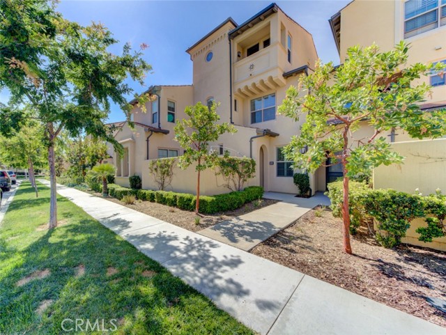 61 Bronze Leaf, Irvine, CA 92620