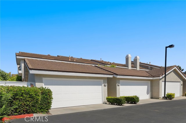 226 Greenmoor, Irvine CA: https://media.crmls.org/medias/3b32ce5a-de5f-45cd-a1e8-c7cf2be38bff.jpg