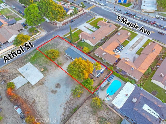 Detail Gallery Image 15 of 19 For 18264 Pine, Fontana,  CA 92335 - – Beds | – Baths